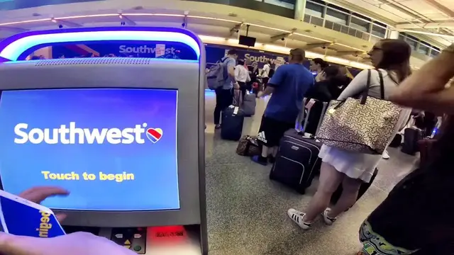 'Video thumbnail for My First Southwest Airlines Trip: Chicago Midway - Houston Hobby'