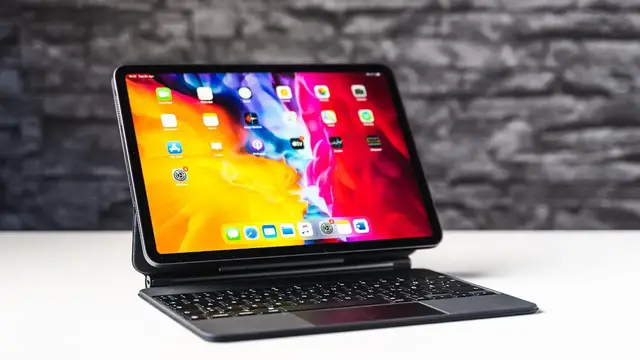 'Video thumbnail for Apple Magic Keyboard Test & Unboxing | Deutsch'