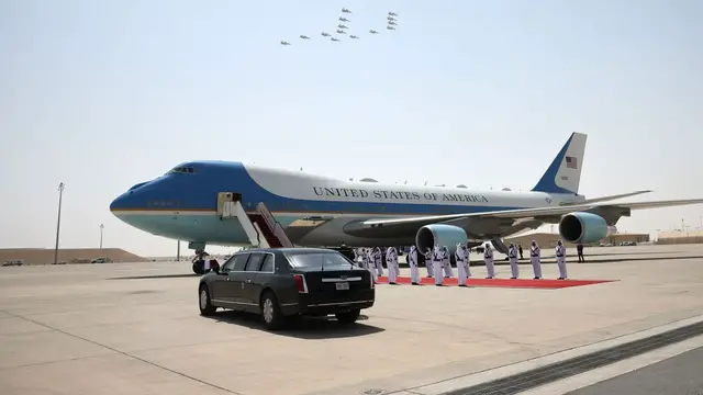'Video thumbnail for Qatari jet gifted to Trump will cost nearly $400M to retrofit for Air Force One'