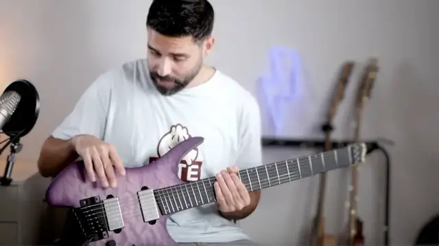 'Video thumbnail for Customer Test: Fishman Fluence 7 String From Clean to Distortion'