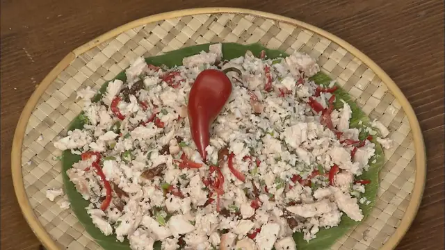 'Video thumbnail for Guamian Chicken Salad'