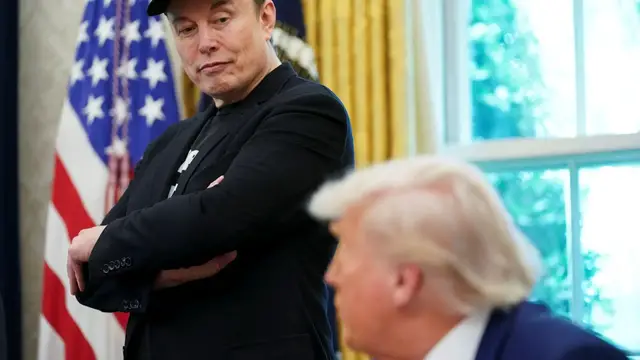 'Video thumbnail for In face-off with Trump, Tesla shares plunge and Musk threatens NASA'
