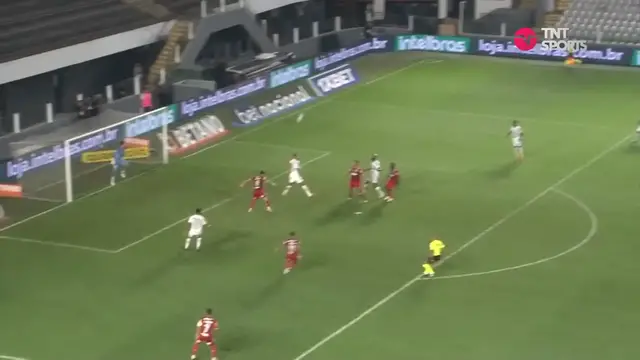 'Video thumbnail for FLAMENGO VENCE NA VILA EM JOGO DE 5 GOLS! SANTOS 2 X 3 FLAMENGO - BRASILEIRÃO'