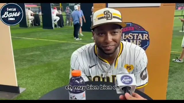 'Video thumbnail for JURICKSON PROFAR PIENSA QUE HABER JUGADO EN LA SERIE DEL CARIBE FUE CLAVE PARA SER UN ALL STAR'