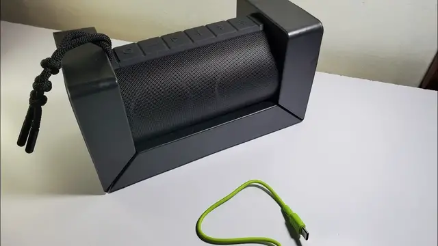 'Video thumbnail for How To Set Up FM Radio | Oraimo Rover Bluetooth Speaker'