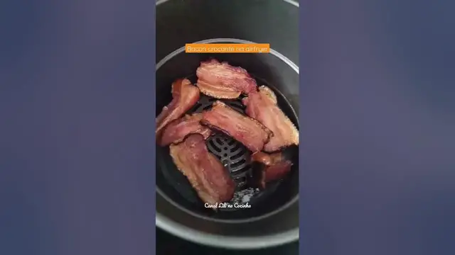 'Video thumbnail for fritar #bacon sem sujar a cozinha inteira e ainda deixar bem sequinho e crocante, gosta? 🥓 #airfryer'