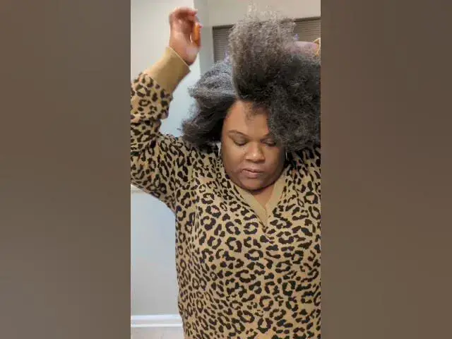 'Video thumbnail for Halo Braid No Hair added #naturalhair #naturalhairstyles  #holidayhairstyles'