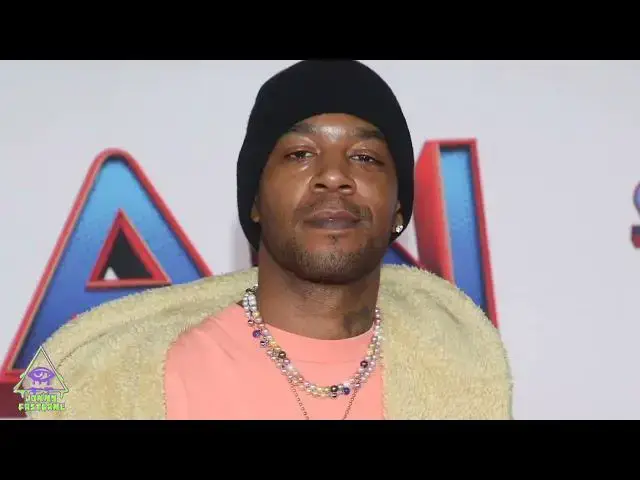'Video thumbnail for Kid Cudi disses Childish Gambino'