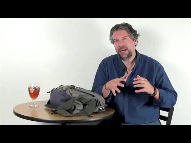 'Video thumbnail for STM Trust Medium Laptop Messenger Bag Review'