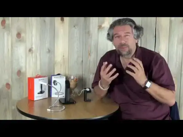 'Video thumbnail for Griffin WatchDock vs Bobine Watch Review'