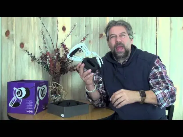 'Video thumbnail for Blue Microphone Lola Headphone Review'