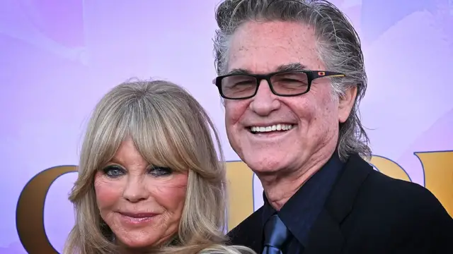 'Video thumbnail for Glaring Red Flags In Goldie Hawn & Kurt Russell's Relationship'