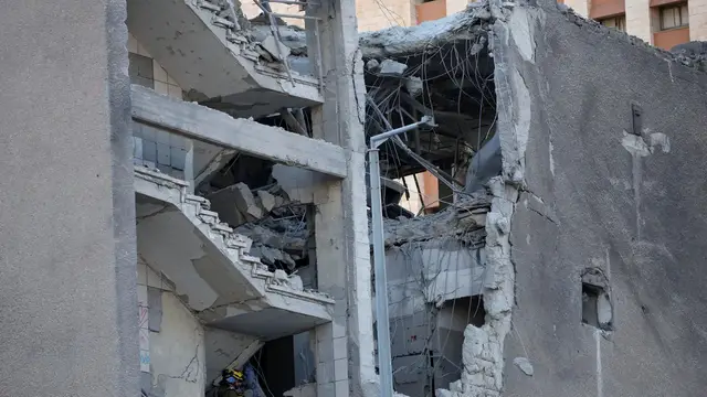 'Video thumbnail for Israel-Iran conflict: Haifa and Tel Aviv hit again by Iranian missiles'