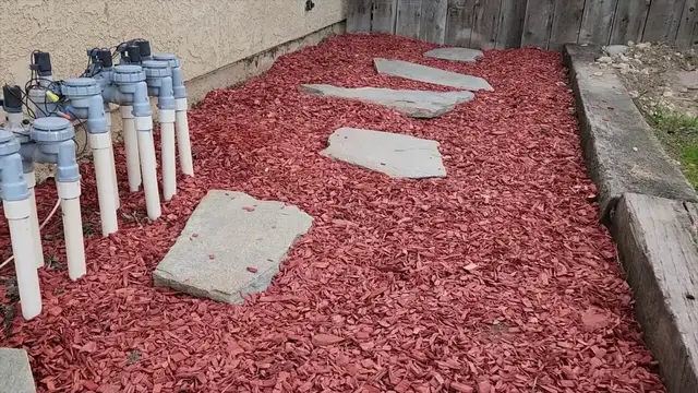 'Video thumbnail for Wood Round Privacy Fence'