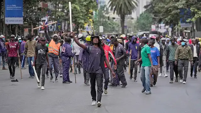 'Video thumbnail for Man shot dead during Kenyan protests over death of a blogger in police custody'