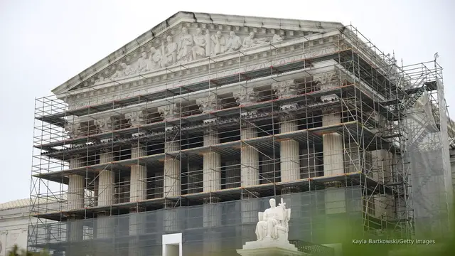 'Video thumbnail for SCOTUS: 532,000 migrants on Biden parole program can be deported'
