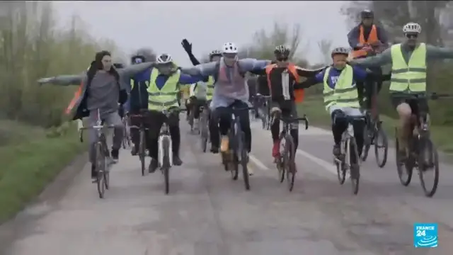 'Video thumbnail for Students cycle from Serbia to Strasbourg to demand justice against Vucic’s regime'