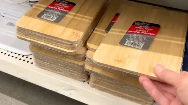 'Video thumbnail for Got a Dollar Store cutting board? This is GENIUS!'