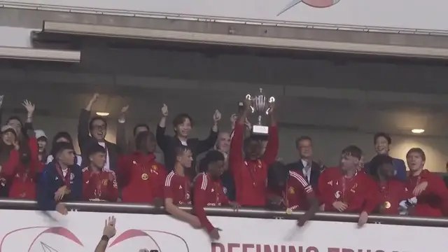 'Video thumbnail for Manchester United finish Asia visit with 3-1 defeat of Hong Kong'