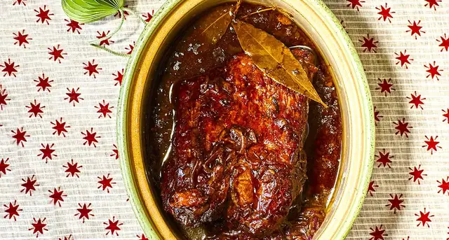 'Video thumbnail for Slow cooker beef brisket'