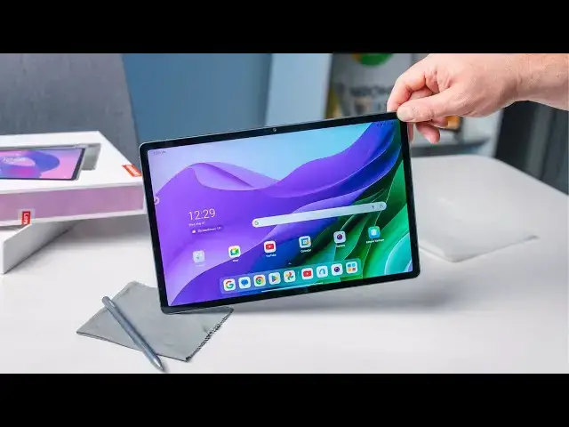 'Video thumbnail for Lenovo Idea Tab Pro Unboxing: Big Tablet, Small Price'