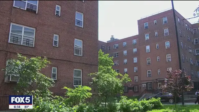'Video thumbnail for NYCHA facing criticism over vacant NYC apartments'