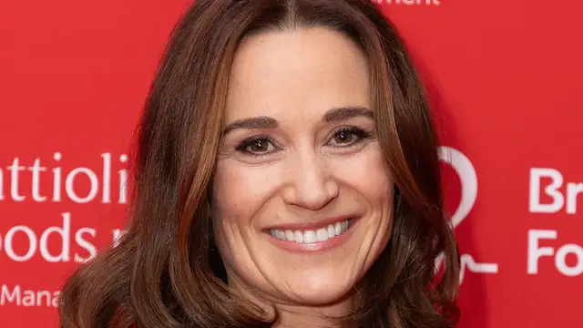 'Video thumbnail for Pippa Middleton's Daily Life Is Lavish Beyond Belief'