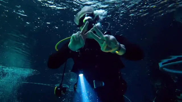 'Video thumbnail for Mission: Impossible-The Final Reckoning: Underwater Communication (Featurette)'
