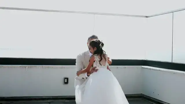 'Video thumbnail for First-Look Wedding Photoshoot Turns Out To Be Adoption Request | Happily TV'