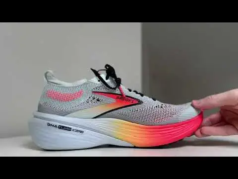 'Video thumbnail for Michael Ellenberger's Review of the Brooks Hyperion Elite 4'