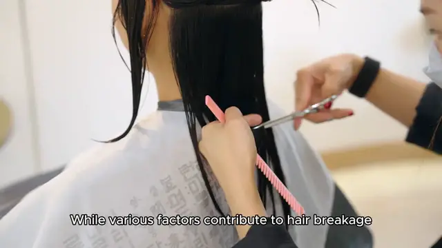 'Video thumbnail for 5 Disastrous Habits That Cause Hair Breakage'