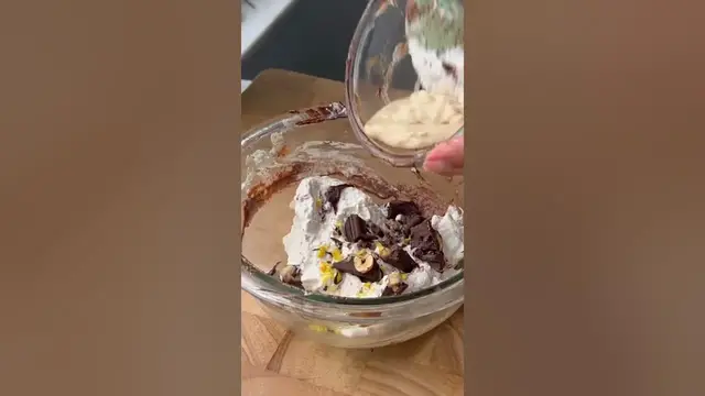 'Video thumbnail for Súper fácil este postre cremoso'