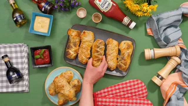 'Video thumbnail for Hotdogs Reinvented! You must try this unique recipe'