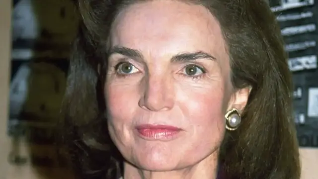 'Video thumbnail for Jackie Kennedy's Tragic Real-Life Story'