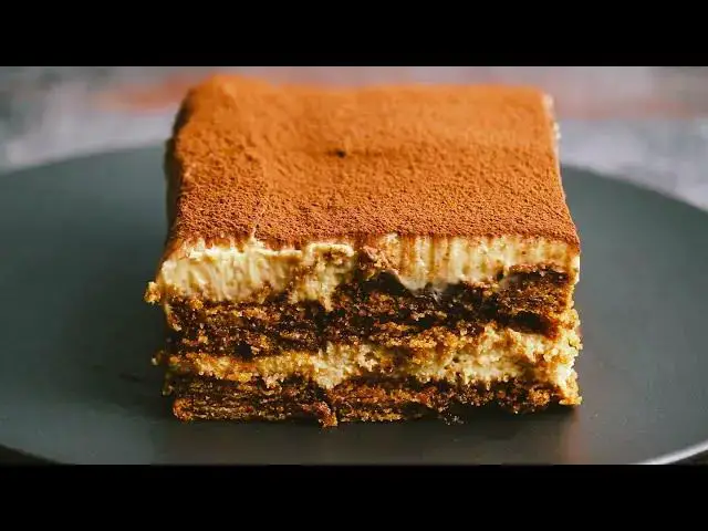 'Video thumbnail for Creamy Speculoos Tiramisu Recipe'