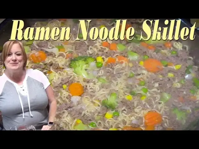 'Video thumbnail for RAMEN NOODLE SKILLET | 5 INGREDIENTS | SIMPLE & EASY'
