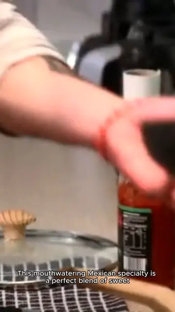 'Video thumbnail for Chiles en Nogada '