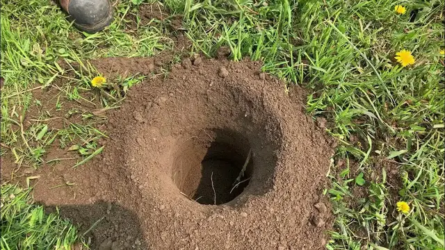 'Video thumbnail for 47c  VIDEO   POST HOLE DIGGING TOOLS'