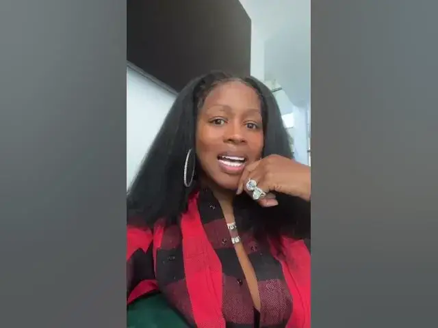 'Video thumbnail for Remy Ma Blasts Papoose And Boxer Claressa Shields "I'm Not Scared Of You"'