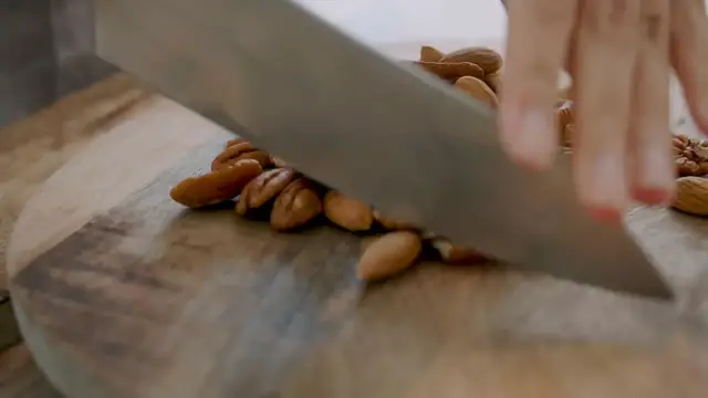 'Video thumbnail for Strawberry Granola _ Gluten Free Vegan Desserts(720P_HD)'