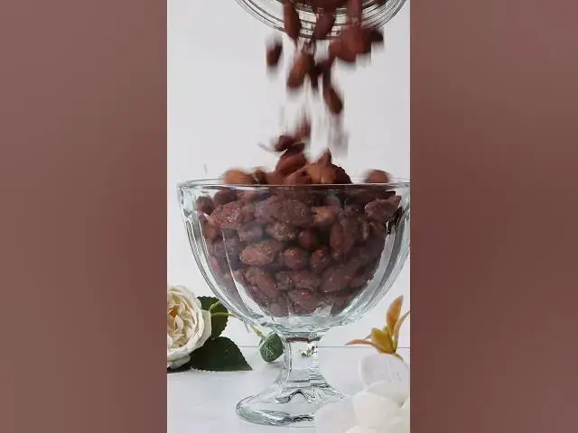 'Video thumbnail for Amêndoa caramelizada com canela e erva doce #receitapascoa'