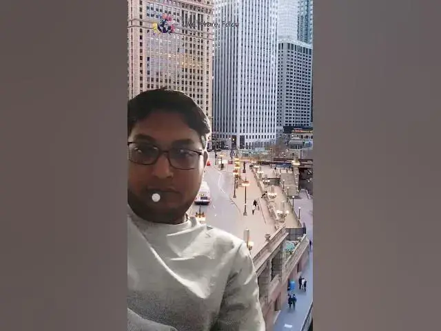 'Video thumbnail for travel christmas views drone travelvlog chitown illinois yotubeshorts windycity chicagoloop'