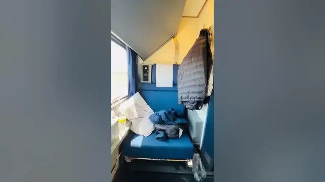'Video thumbnail for Amtrak Coast Starlight Roomette (Sleeper Car) From Los Angeles to Seattle'