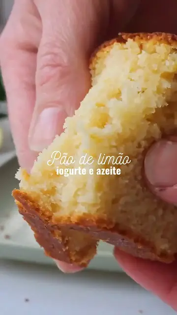 'Video thumbnail for Pão de limão iogurte e azeite'