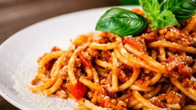 'Video thumbnail for The Secret Ingredient You Should Be Using In Spaghetti Sauce'