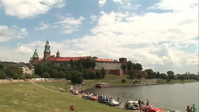 'Video thumbnail for Visit city of Kraków , the medieval city of Poland'