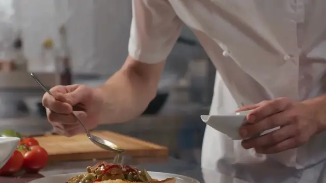 'Video thumbnail for Chef Vicky Ratnani Wows with Gourmet Surf & Turf at Omny’s Signature Night'