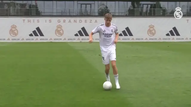 'Video thumbnail for Dreams can come true - Dean Huijsen 'very proud' to have joined Spanish giants Real Madrid from Bournemouth'