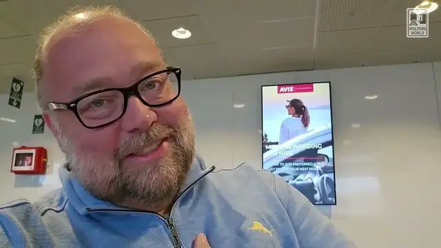 'Video thumbnail for 10 Ways to Pass the Time at the Airport'