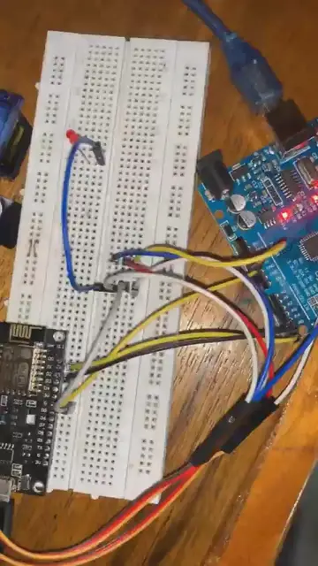 'Video thumbnail for I2C connection for two devices on a single slave'